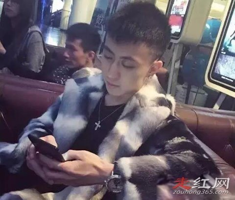 秦奋前女友有哪些 还曾和两位明星谈过