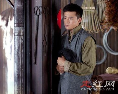���곽ǰŮ����Ψ�� �����к���ΨΪɶ����