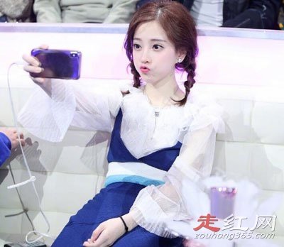 冯提莫王思聪七只套套事件 和老公离婚的原因