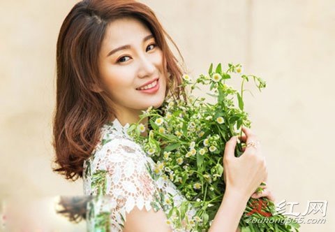 ����ɯ�Ȼ���Ӿװ������ ���ں�ΰ�����Զ���