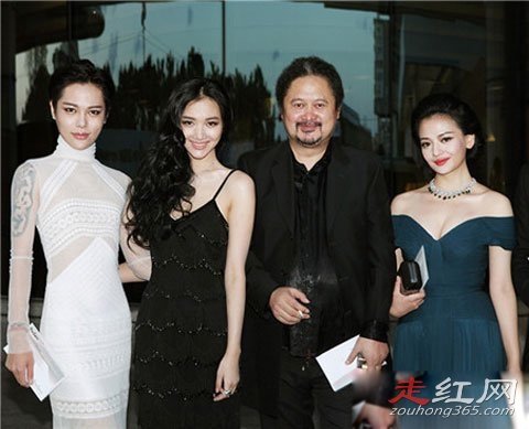 ʱʫ�ǲ��������������� ������Ů��������