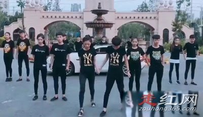 牌牌琦为什么被全网封 喝药小伊伊哭了真会演戏