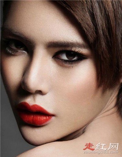 ʱʫ������Ů������ ������ģ�и�������