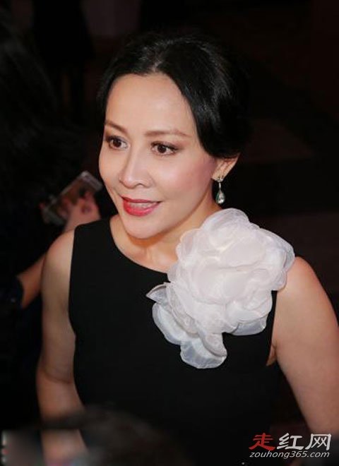 �����ᱻ�����Ƶ������� �����·�Ϊ�����׶�