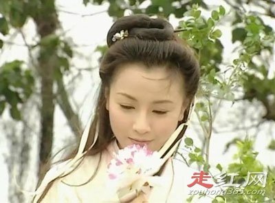 Ԭ��Ө���˼������� ������ֵ�۷���Ƭ