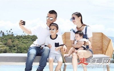 ���Ӻͻ�ʥ����ô���� �м���������