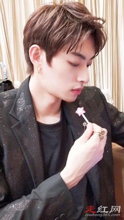 ľ�����Ů���ѵ�����˭ ����ʱ���Ů�ѳ�������