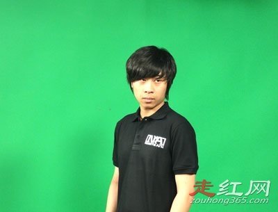 为什么卢本伟被人们称为五五开 打比赛很有自己的套路