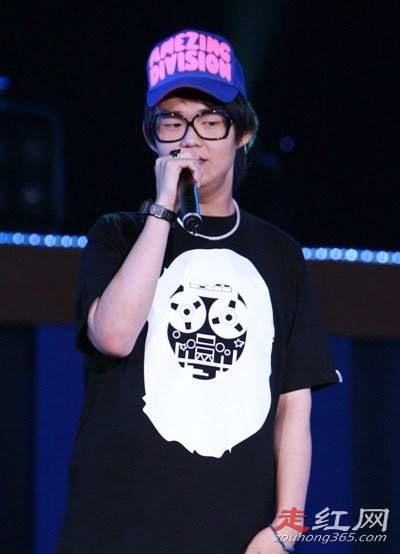 �ڼ���ʲô��ͷ�Ǹ������� ˵������ǳ�����