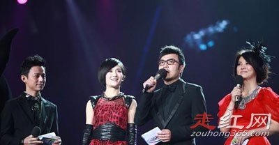 �����������¼���ô���� ��л�Ⱥ�����˭�Ĺ�ϵ��