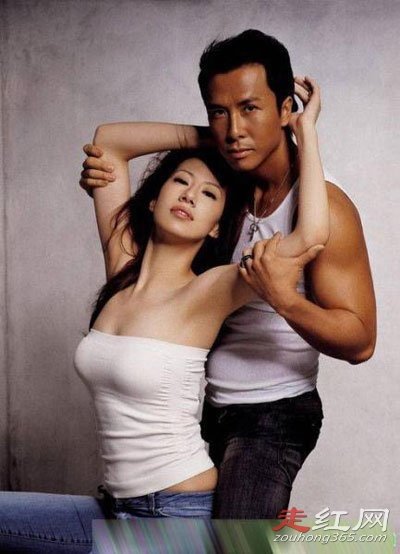 ��ʫʫ��һ���Ϲ���˭ �������ӵ��ĵ�һ������