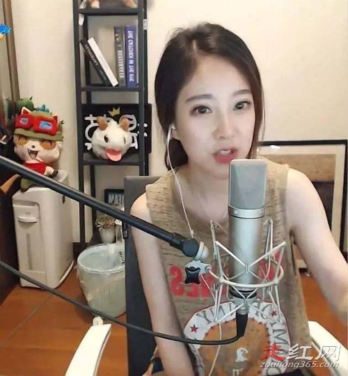 ����Ī������������� Ϊʲô��ô���˺���