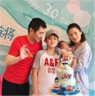 �����ڶ�̥��˳���� Ҳ���ǵ�һ����������