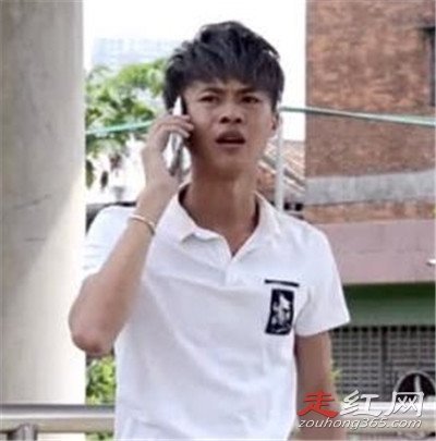 许华升背景父母资料图片 他就是普通的家庭