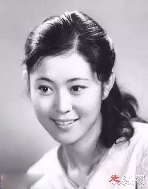 倪萍陈凯歌同居8年为何分手没结婚 倪萍的儿子和女儿现状