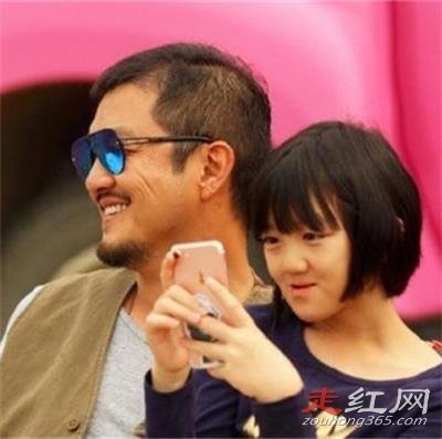 ����������Ů������Ȼ��������Ƭ Ϊʲô��������Ë