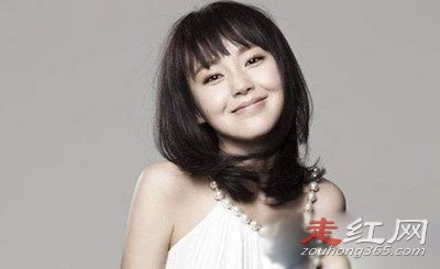 张佳宁颜值低很丑怎么回事 她是张晓龙的侄女