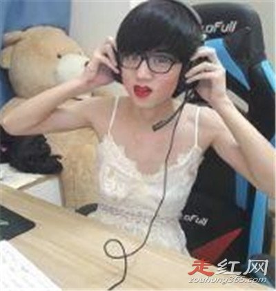 ���ʶ���Ů��������Щ ����������һ��