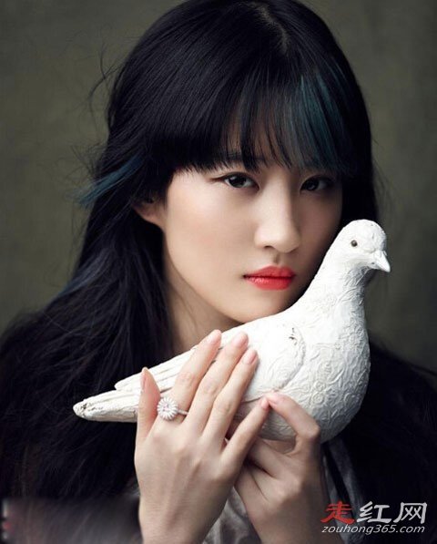 �����ǰ������Ů�� ͨ���߿������ǰ����˵