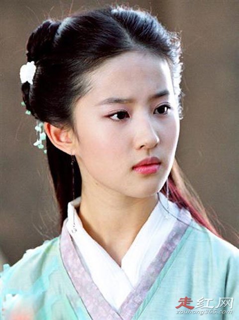 �����ǰ������Ů�� ͨ���߿������ǰ����˵