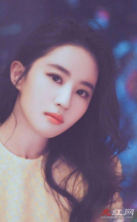 �����ǰ������Ů�� ͨ���߿������ǰ����˵