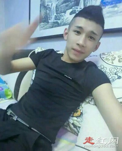 天佑现在做什么工作呢 被封杀的时候他已经是亿万富翁