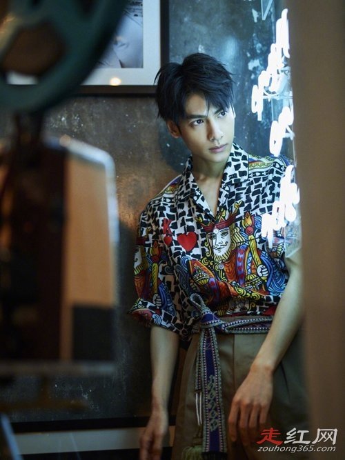 ��������ٻ�������� ΢���ϻ���Ƶ�������Ե�ʮ������