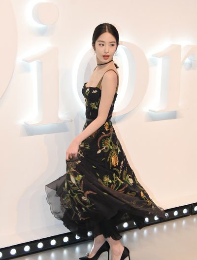 ����ںͳ½�ɽ������ ��Ȼ������Ƶĸɵ�