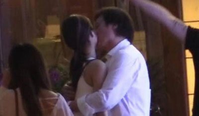 杨采钰陈金飞结婚了 抛弃刘亦菲,爷孙恋的一个潜质
