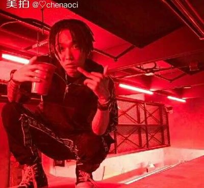 满舒克和tt什么关系 不是一个人,风格长相不一样