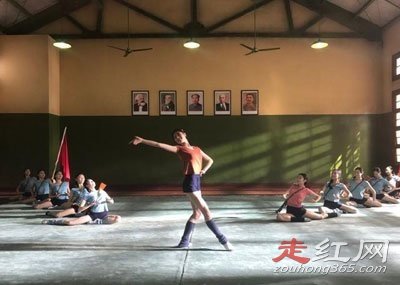 ����Ů���ӳ��ط�С�հ��Ź�ҹ����� ϣ����������Ҫ̫����