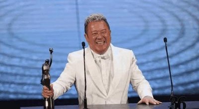 ����������־ΰ��ʲô��ϵ��� Ϊʲôһ��ҧ��������־ΰ