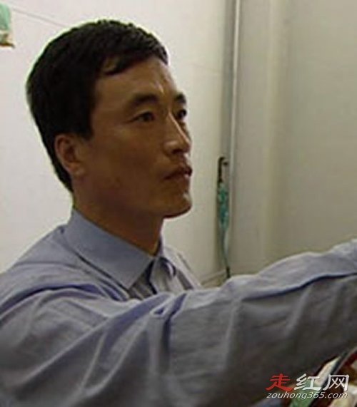 ���չ��¼����½�չ��� ������һ�����ص�Ů��