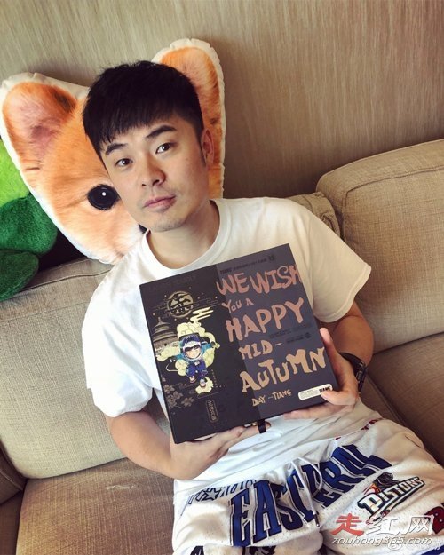 陈赫和陈凯歌的关系 父母背景也非常有来头