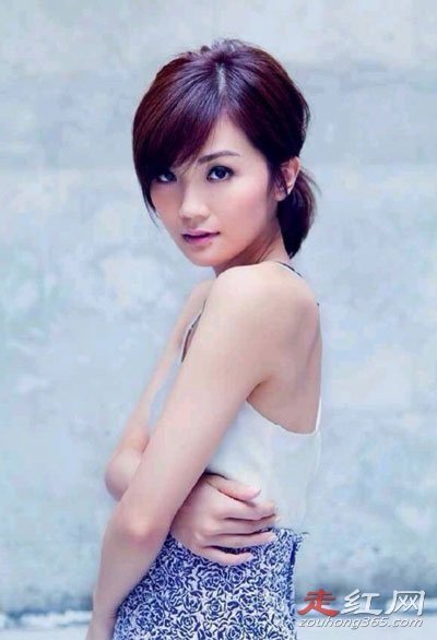 ��ΰ����saΪʲô���� ����Ů����˭