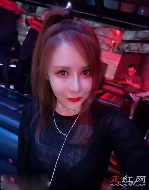 ��������ƺ�����ϵ ���ǵ�ʱ���ϻƺ�������