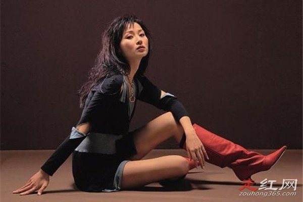 万绮雯的腿长有多少厘米43寸是多少 和甄子丹为什么分手