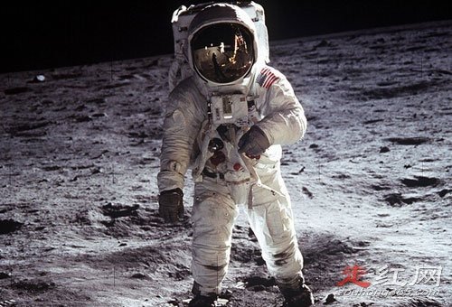 �й����±������˾�����ô���� �����������Ƿ�����˼