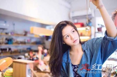 ���Ȼ��̷�����¼�ʼĩ��ô���� ����Ů������˭��