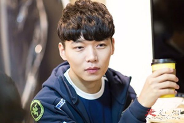 刘飞儿61秒是什么意思 浴室大尺度写真最受喜欢