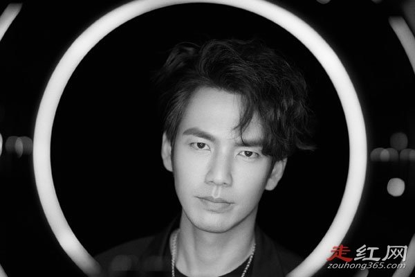 钟汉良老婆谢易桦是谁 网传他早就隐婚了