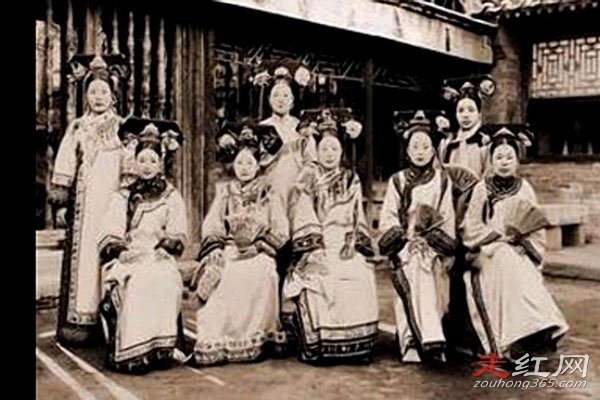 �ʹ������¼���ʵ����Ĺ�Ů ��ʵ�����������