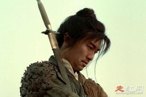 ���ǳ���ô��������� ֻ���콿��һ����Ů��