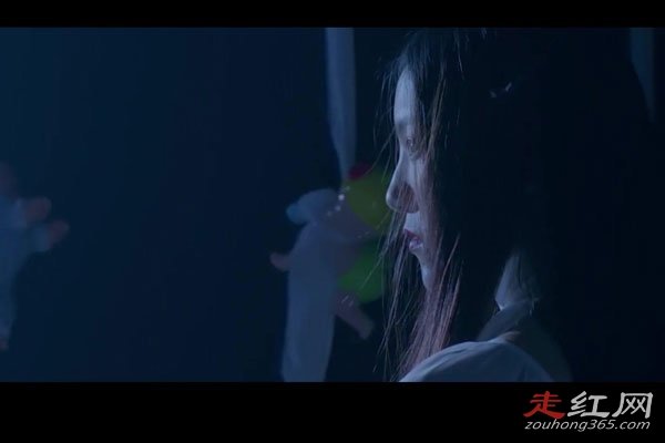 红衣小男孩真相是什么 警察也很难说清楚