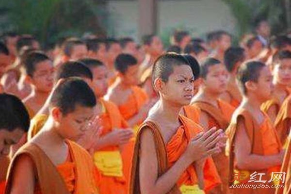 ̩����С������Ļ��Ǽٵ� ��ʲô��˼