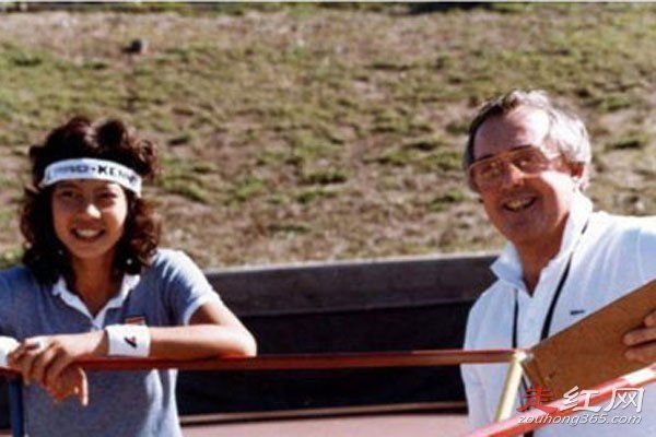 ���Ȼع��¼����ս�� ����չ˭��˭��