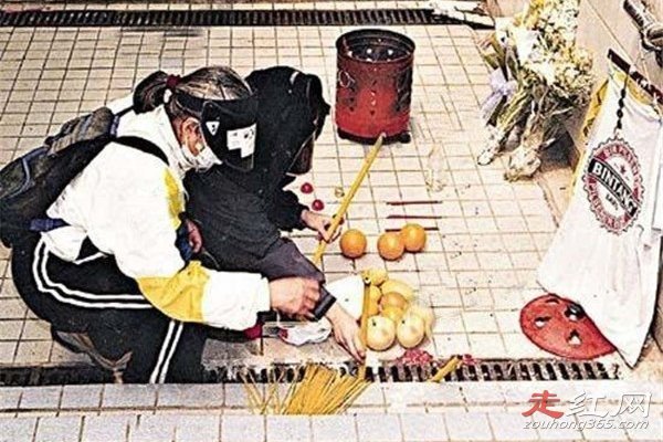 �첽�߰��е������� ��Ϊʲô��ħ��