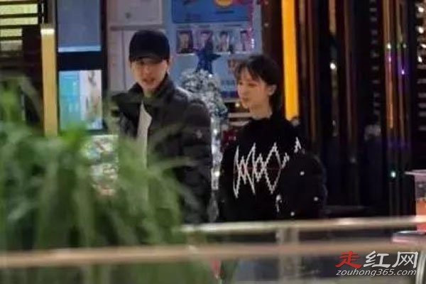 ���׽𳿷����¼���ô���� һҹ��ͣʲô��