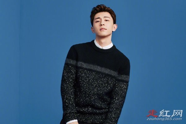 ���׽𳿷����¼���ô���� һҹ��ͣʲô��