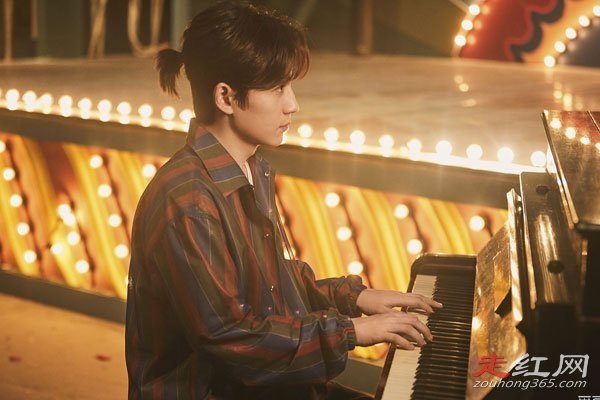 ��һ��Ϊʲô�о���ʦ ˵������һ��Ȧ��Ů��